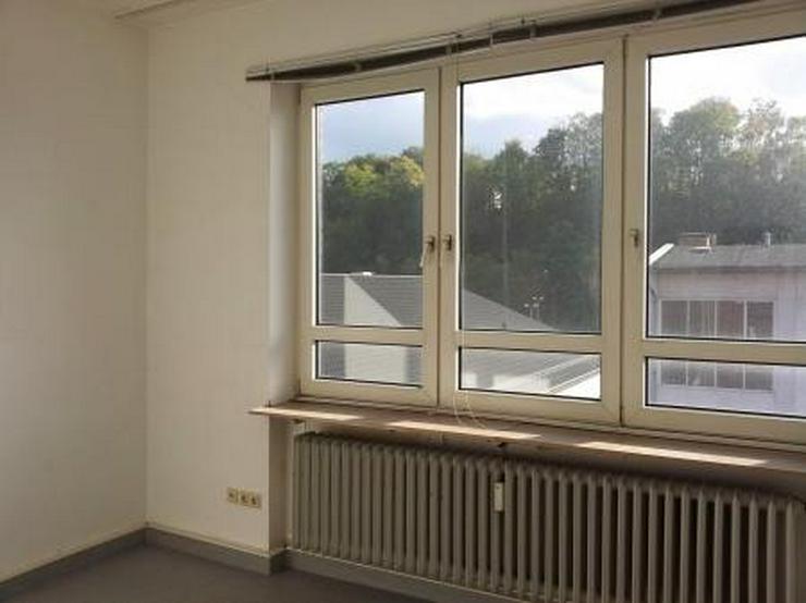 Bild 6: Individuelle Praxis-Büro-Atelier Räume in werbewirksamer Lage