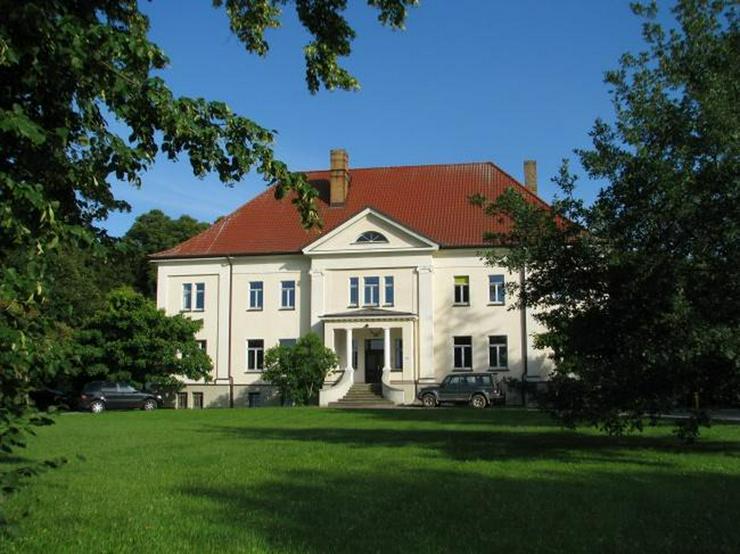 Bild 1: Repräsentative Büroflächen im Gutshaus vor den Toren Rostocks (Groß Stove) - ab 25 qm