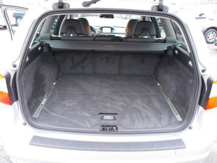 Bild 11: VOLVO V70 D4 Geartr. Mom.-Leder-Xenon-Navi-SDach-35,2%