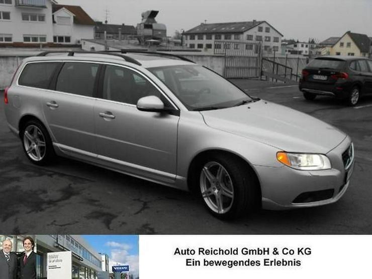 Bild 7: VOLVO V70 D4 Geartr. Mom.-Leder-Xenon-Navi-SDach-35,2%