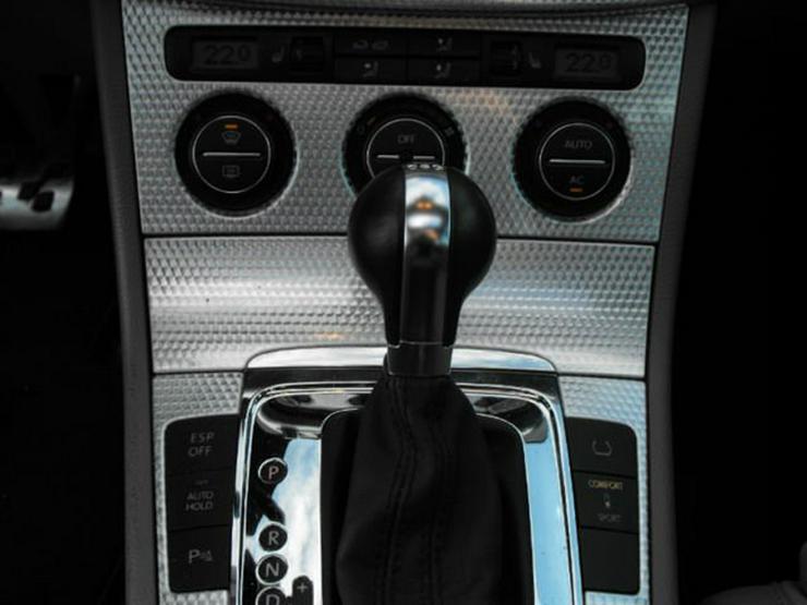 Bild 13: VW Passat Variant V6 FSI 4Motion DSG R36-AHK-Standh