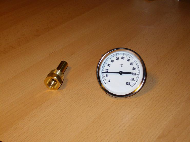 Bild 2: PRE Zeigerthermometer mit Tauchhülse für Puffer