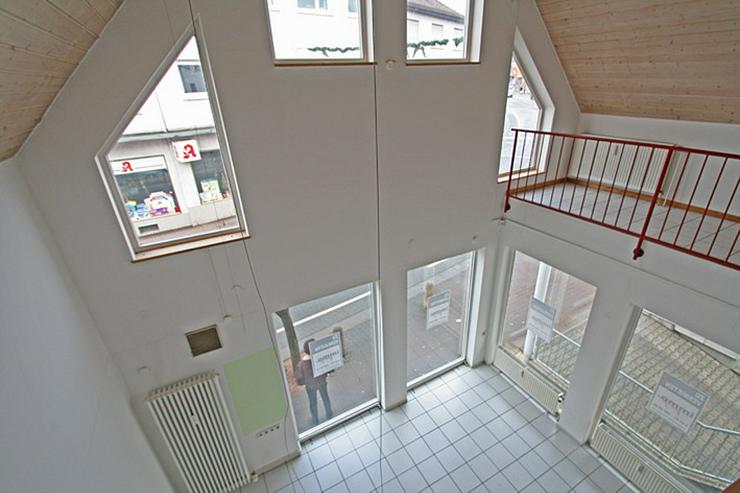 TIPP: Modernes Ladengeschäft mit Galerie und großen Fensterflächen! - Gewerbeimmobilie mieten - Bild 7