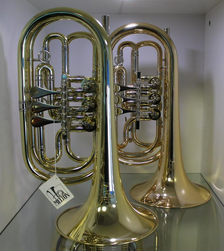 Melton Basstrompete in B aus Goldmessing - Blasinstrumente - Bild 3