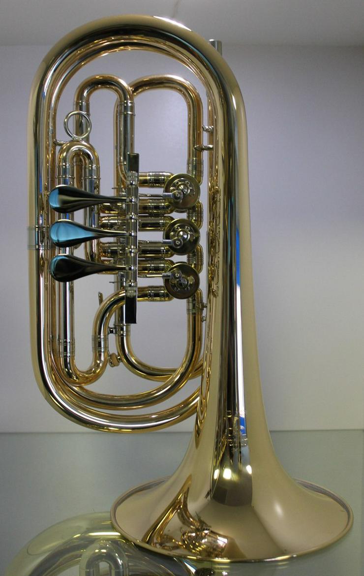 Melton Basstrompete in B aus Goldmessing - Blasinstrumente - Bild 4