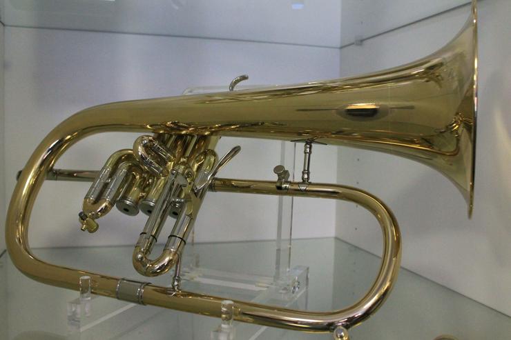 Kühnl & Hoyer Profiklasse Flügelhorn, Mod. 150G - Blasinstrumente - Bild 3