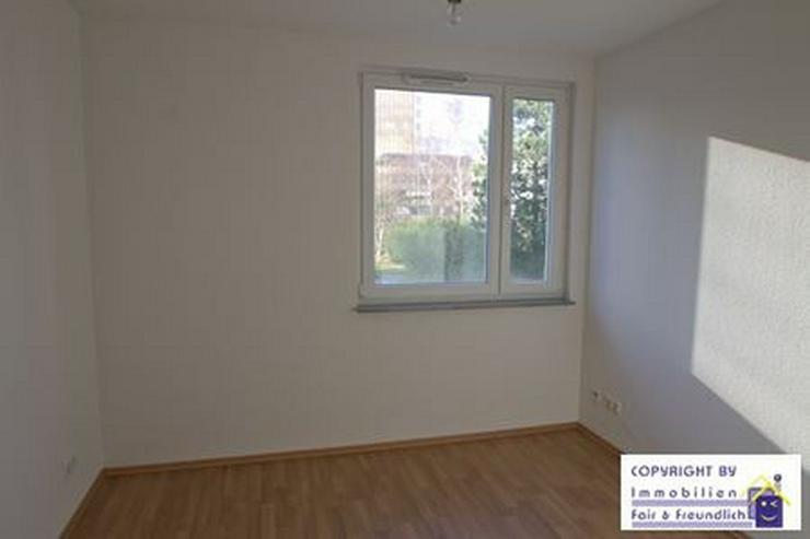 Bild 13: *Neubau m. EBK., 2 Bädern gr. Wohnraum u. Balkon* Am Aaper Wald, Rath*