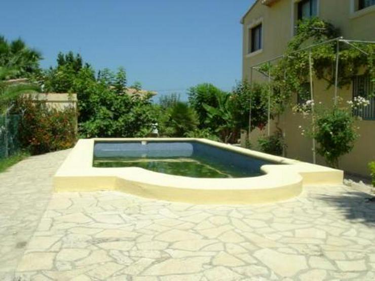 Bild 3: Villa mit Pool nur 300 m vom Strand