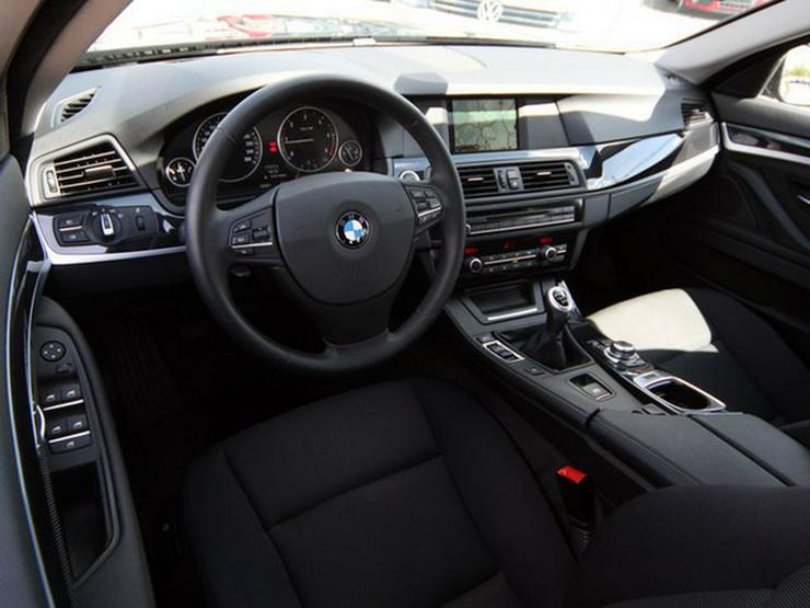 Bild 5: BMW 520 Touring Navi Xenon PDC vo+hi Bluetooth