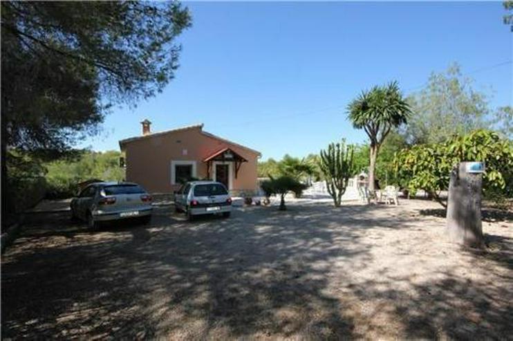 Bild 4: Gepflegte Landhaus-Villa nahe der Reitanlage La Sella