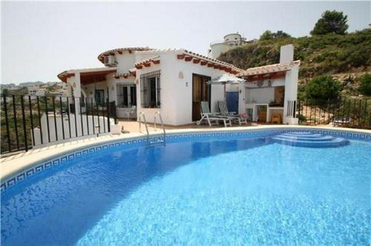 Neuwertige Villa mit herrlichem Meerblick, Pool und weiteren Extras am Monte Pego - Auslandsimmobilien - Bild 1