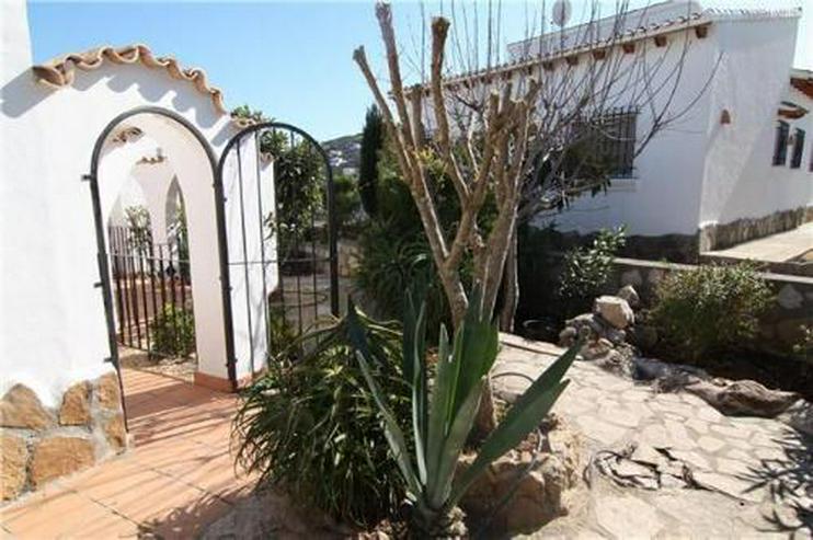 Bild 5: Großzügige Villa mit Carport und Pool auf dem Monte Pego