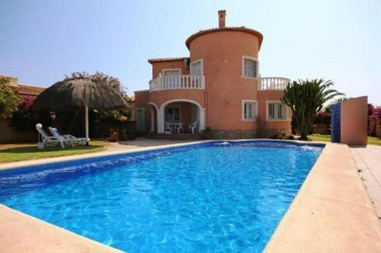 Sehr gemütliche Villa mit Pool in El Vergel, nur ca. 1000 m vom Meer entfernt