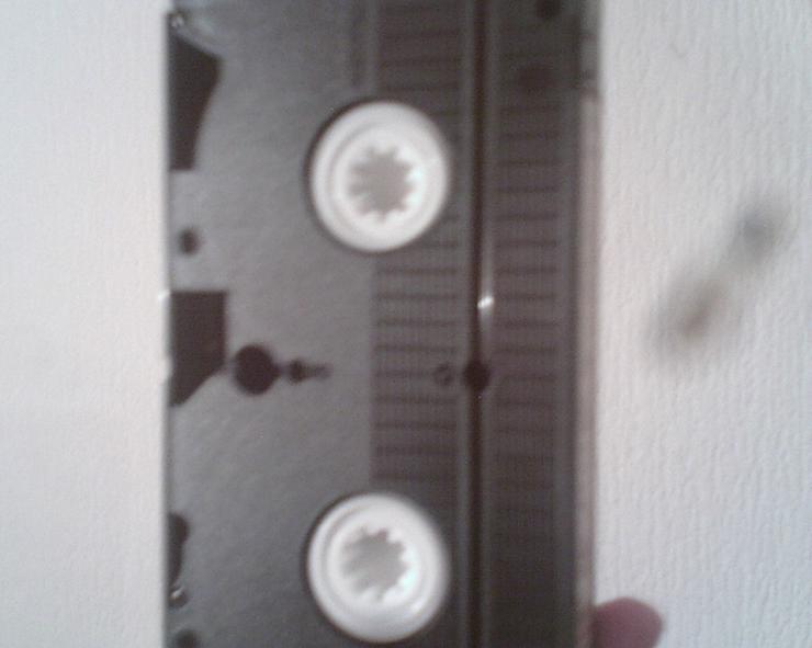 Bild 8: VHS-CASSETTEN