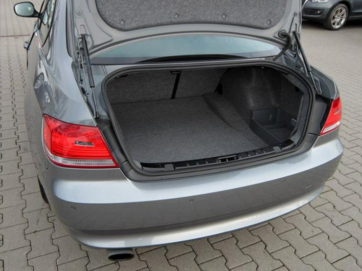 Bild 14: BMW 320i Coupe Aut. Navigation PDC vo+hi Sitzheizung
