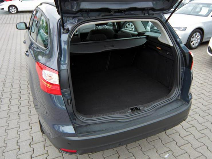 FORD Focus 1.6TDCi Turn. Champions Edition Xenon - Focus - Bild 14