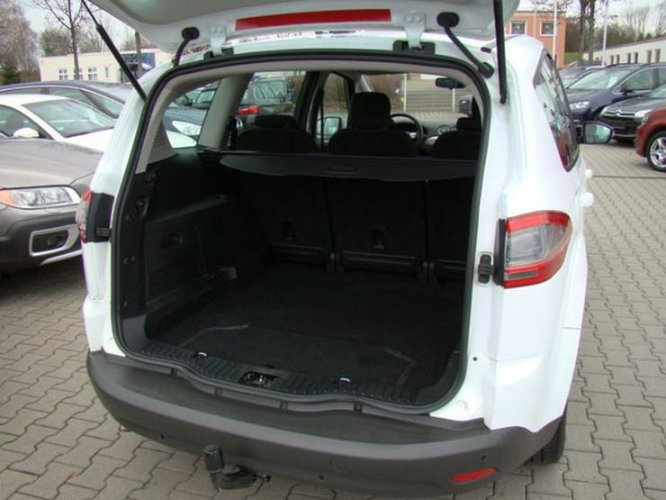 Bild 14: FORD S-Max 2.0 TDCi Sitzheizung PDC vo+hi Navi Ford