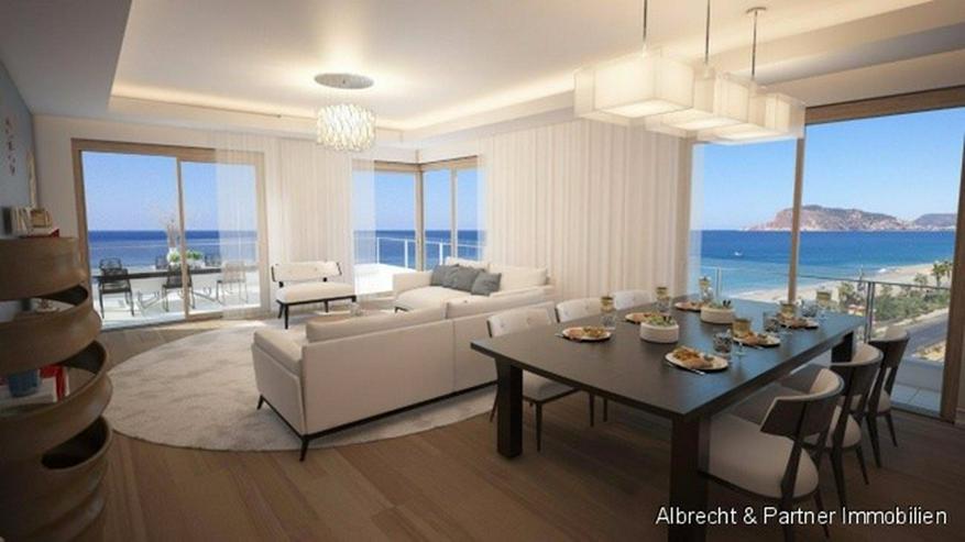 Bild 14: Ultra-Luxus Komplex direkt am Strand mit einem spektakulären Ausblick auf das Meer!
