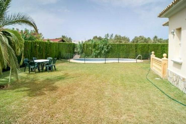 Bild 3: Villa mit großem Pool in Cansalades