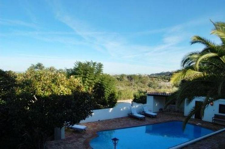 Bild 5: Großzügige Villa mit Pool in La Xara