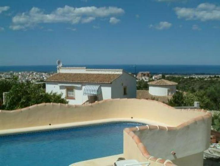 Villa mit 3 Schlafzimmer, Pool und tollem Ausblick auf das Meer in Rafol de Almunia - Auslandsimmobilien - Bild 12