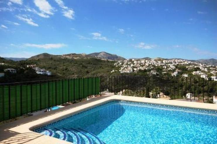 Villa mit Pool und einer sensationellen Aussicht auf die Berge am Monte Pego - Auslandsimmobilien - Bild 10