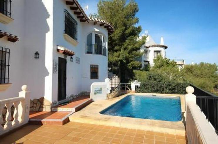 Bild 7: Gepflegte Villa mit Carport, Pool, separatem Gästeapartment und atemberaubendem Meerblick