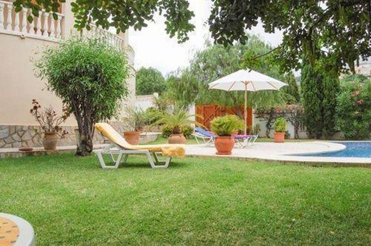 Sehr gepflegte Villa mit Pool in Las Troyas - Auslandsimmobilien - Bild 3