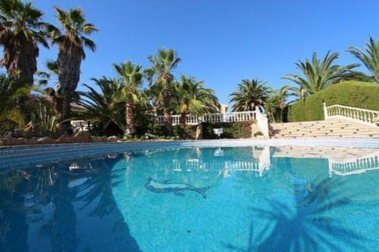 Bild 14: Sehr gepflegte Villa mit Swimmingpool und traumhaftem Garten bei Busot
