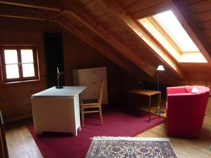 Bild 3: Möbliertes Zimmer in Bio-Holzhaus ab sofort zu vermieten 