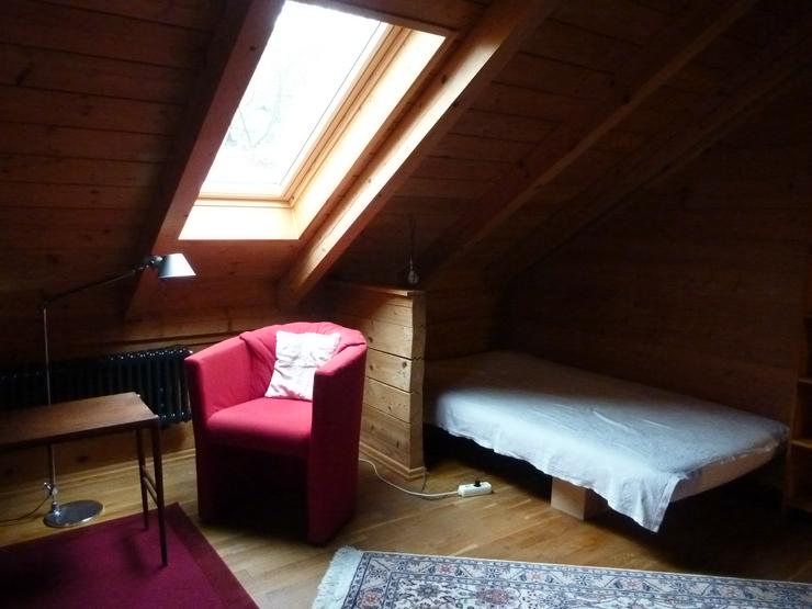 Bild 7: Möbliertes Zimmer in Bio-Holzhaus ab sofort zu vermieten 