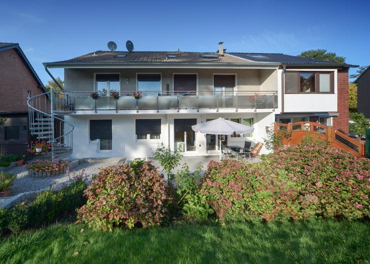 Bild 9: Großzügige Eigentumswohnung mit großer Terrasse und Garten, in einem 2. Familienhaus!