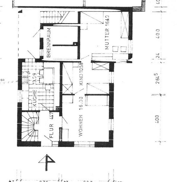 Bild 14: 1000 qm Grundstück: 1-2 Parteienhaus und große Scheune (Ausbaureserve)