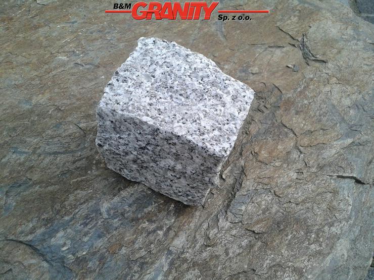Bild 2: Granit-Pflastersteine und andere Natursteinen