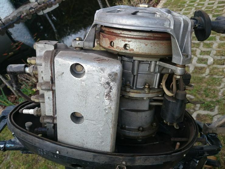 Bild 9: Außenbordmotor Wichr 25 PS Oldtimer Außenborder