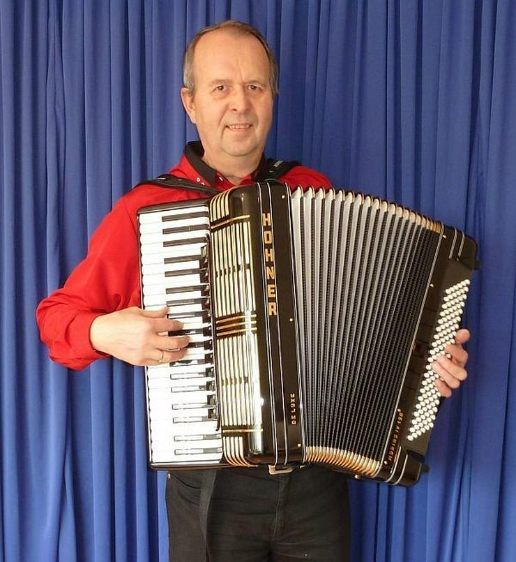 Bild 4: Kalle der Akkordeonspieler in Schmithof, Simmerath, Lammersdorf, Walheim, Lichtenbusch, Friesenrath, Roetgen