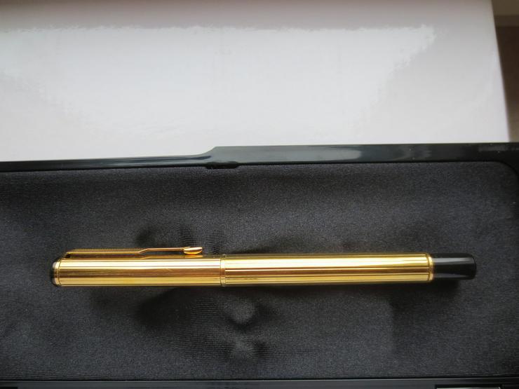 Bild 6: Goldener PARKER Füllfederhalter,neuwertig, 13cm