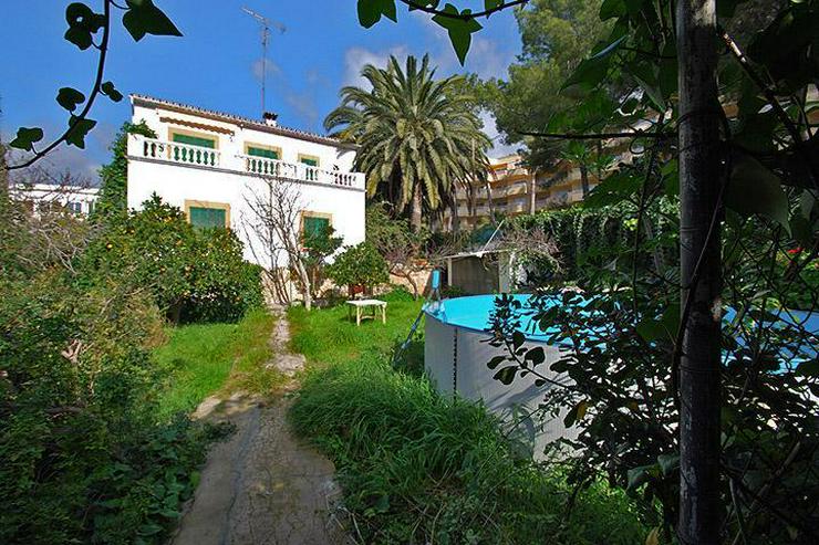 Bild 2: Freistehendes Haus im mallorquinischen Stil mit Garten mitten in Paguera