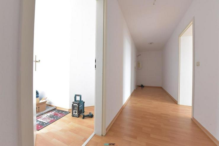 Bild 8: ** Dachgeschoss in Lindenau: schöne Wohnung mit Laminat, EBK und Badewanne **