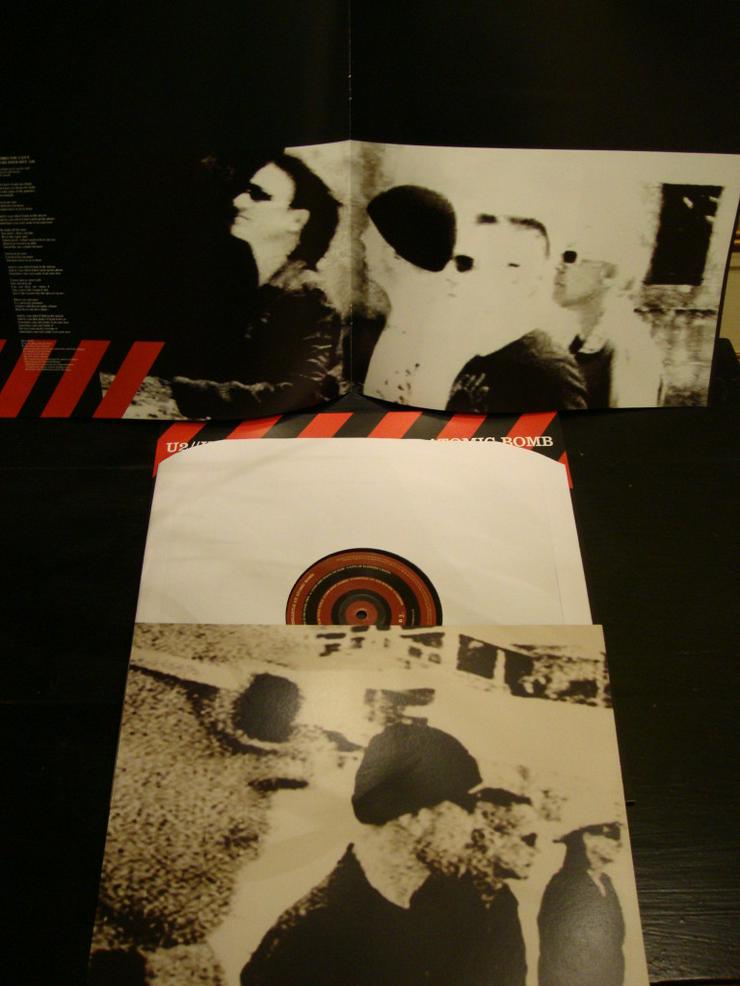U2 - How To Dismantle An Atomic Bomb LP - LPs & Schallplatten - Bild 2