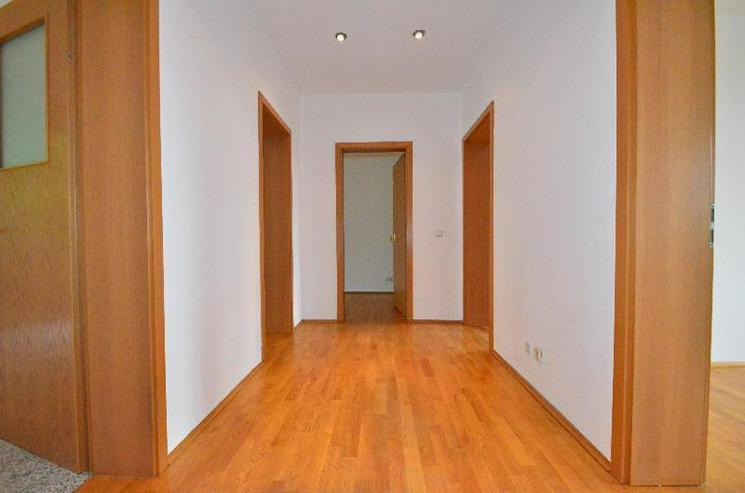Bild 8: ** TOP-3-Zimmer-Wohnung in Gohlis/Westbalkon/Parkett/EBK/Lift/Eckbadewanne