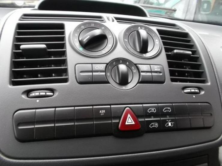Bild 8: Mercedes-Benz Vito 111 CDIDPF Extralang-Klima-Standh.-Sortimo  