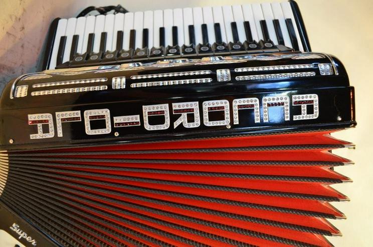 Bild 5: Accordiola Super Manon  5 Chörig