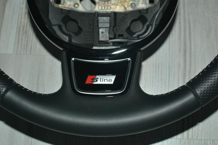 Bild 2: Audi Sportlederlenkrad