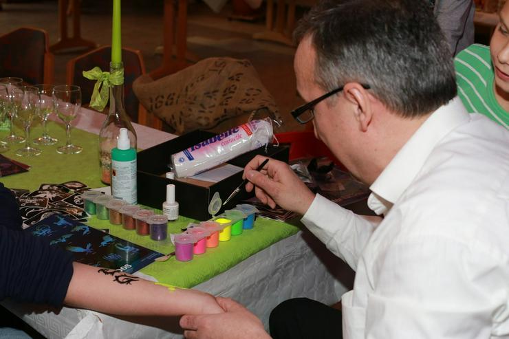 Einschulung mit Kinderanimation in Thüringen -  Erfurt, Jena, Weimar, Hüpfburg zu vermieten