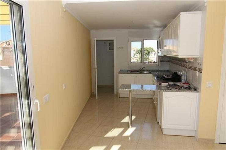 Bild 3: Gepflegte Penthouse Wohnung nur 300 m vom Strand in Denia