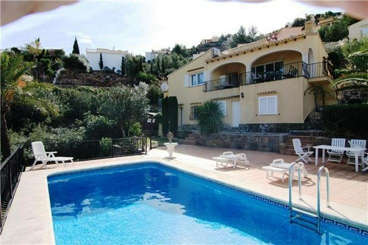 Bild 1: Sehr schöne Villa mit wunderschönen Blick auf das Meer und die Bucht von Valencia in La ...