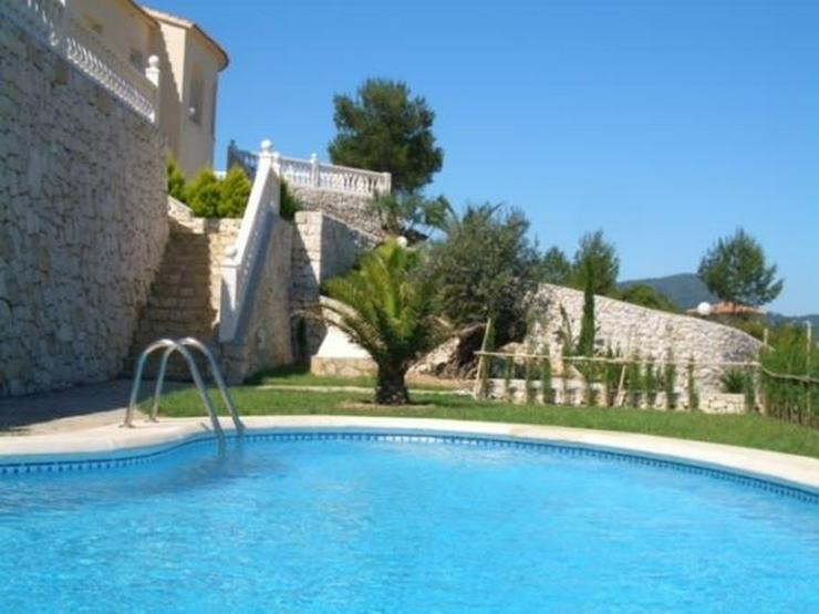 Bild 2: Geschmackvolle Villa mit fantastischem Meerblick in Oliva - San Pere