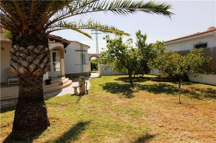 Bild 10: Villa mit 3 SZ und großem Grundstück nur ein paar Minuten zu Fuß von Els Poblets.