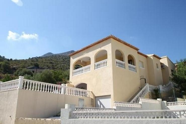 Bild 9: Villa mit 3 Schlafzimmern und unwiderstehlicher Aussicht auf das Orba Tal